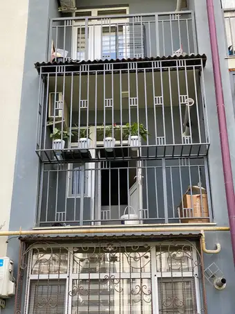 Toshkentda o'rnatilgan temir balkon panjarasi — balkon panjaralari - ko'p qavat, № 013