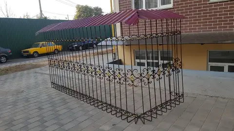 Toshkentdagi temir panjara ustaxonasi — hovli to'sig'i - naqshli, № 003