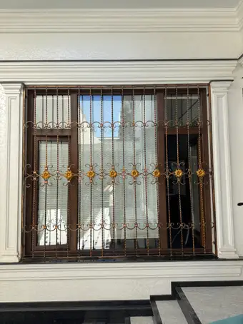 Hand-made iron window grilles installed in Tashkent — No. 084