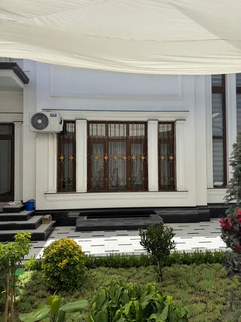 Hand-made iron window grilles installed in Tashkent — No. 085